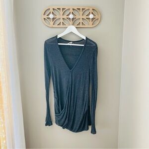 Free People V-Neck Long Sleeve Wrap Style Top Gray Sz Small